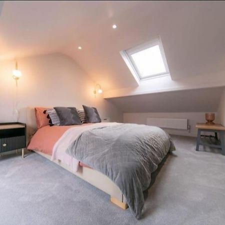 Recently Refurbished Home. Poulton-le-Fylde Kültér fotó